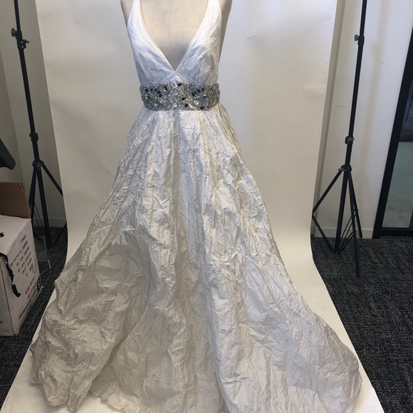 Nicole Miller Bridal Wedding Gown KA0011 Sz 10 - Picture 8 of 8